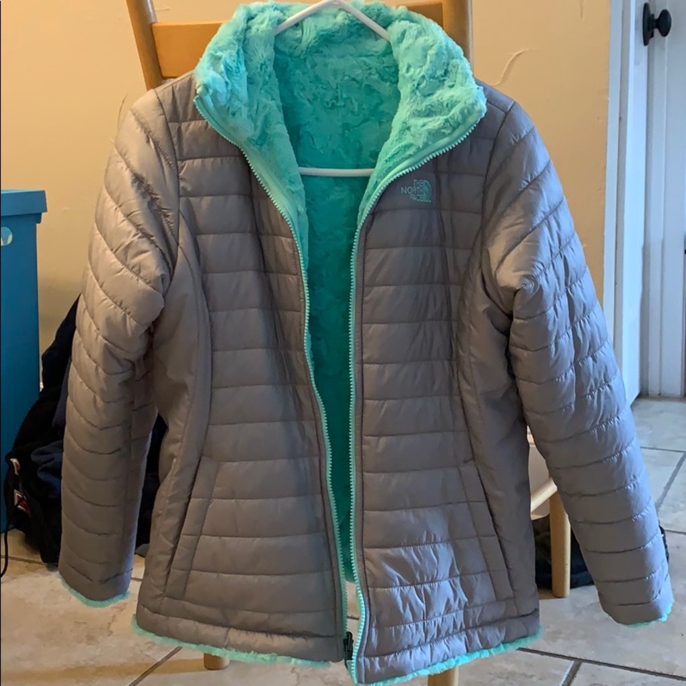 Reversible North face jacket. Very soft.